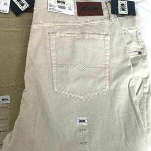 Men jeans Joseph Abboud 98 percent cotton 2per spandex washable 32L